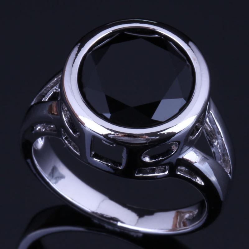 

Cluster Rings Sublime Round Black Cubic Zirconia Silver Plated Ring V0449