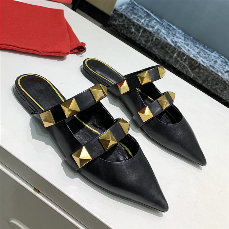 

2021 Fashion Women Sandals Summer Pointed Rivets Pumps Top Quality Nude Ankle Straps Spikes Shoes Wedding Sexy Dress High Heels With box, Black