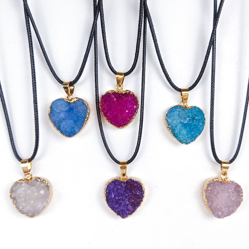 

Irregular Natural Crystal Druse Heart Shape Pendant Necklaces With Chain For Women Girl Fashion Party Club Decor Jewelry