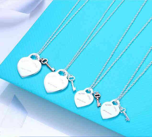 

Love Key Necklace female t family heart English tag rose gold key clavicle Necklace G1110