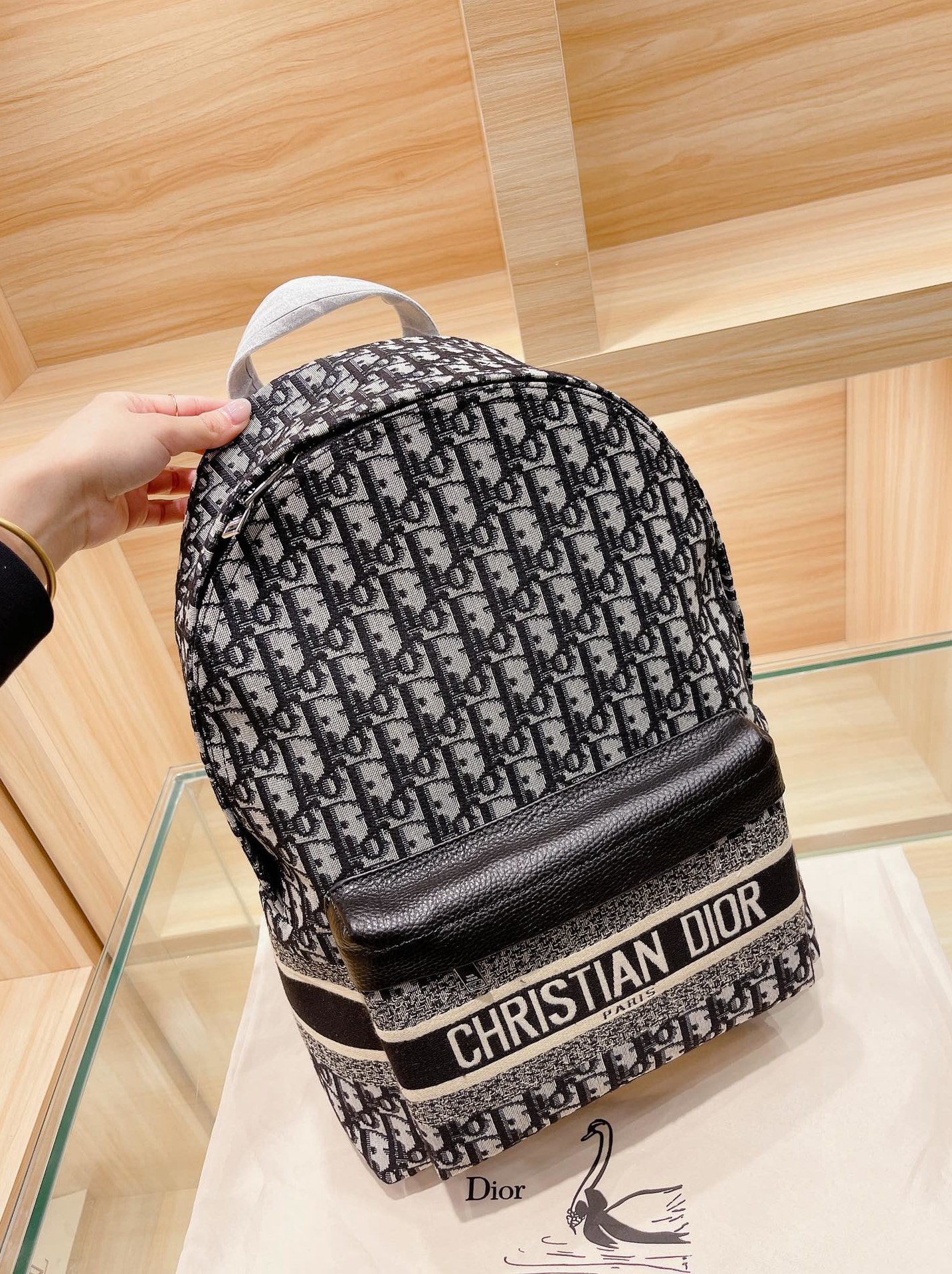 

Top Womens Brand Shoulder Bag Luxury Clutch Handbags Purses Leather Handbag Wallet Tote Women Backpack Bags -L4765, Red;black