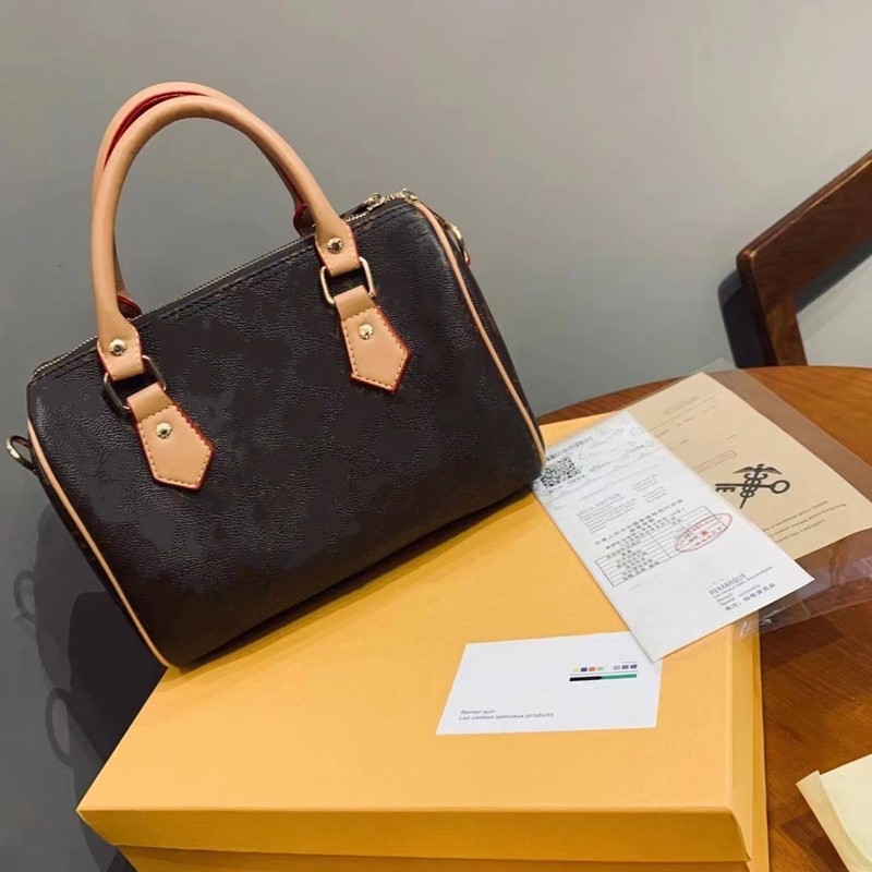 

Designer Handbags Women's Fashion Totes Classic Brown Leather Shopping Shoulder Bags Ladies Luxury Pillow Bag