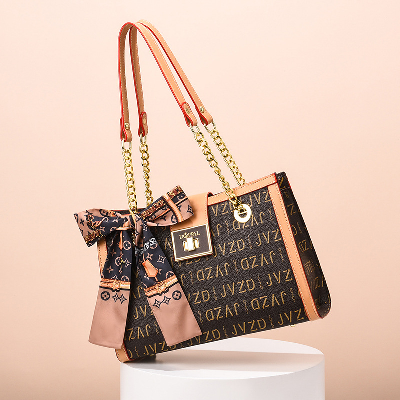 

Wholesale ladies shoulder bags classic printed chain bag street trend contrast leather handbag horizontal multifunctional color matching fashion backpack, Jvz-6276