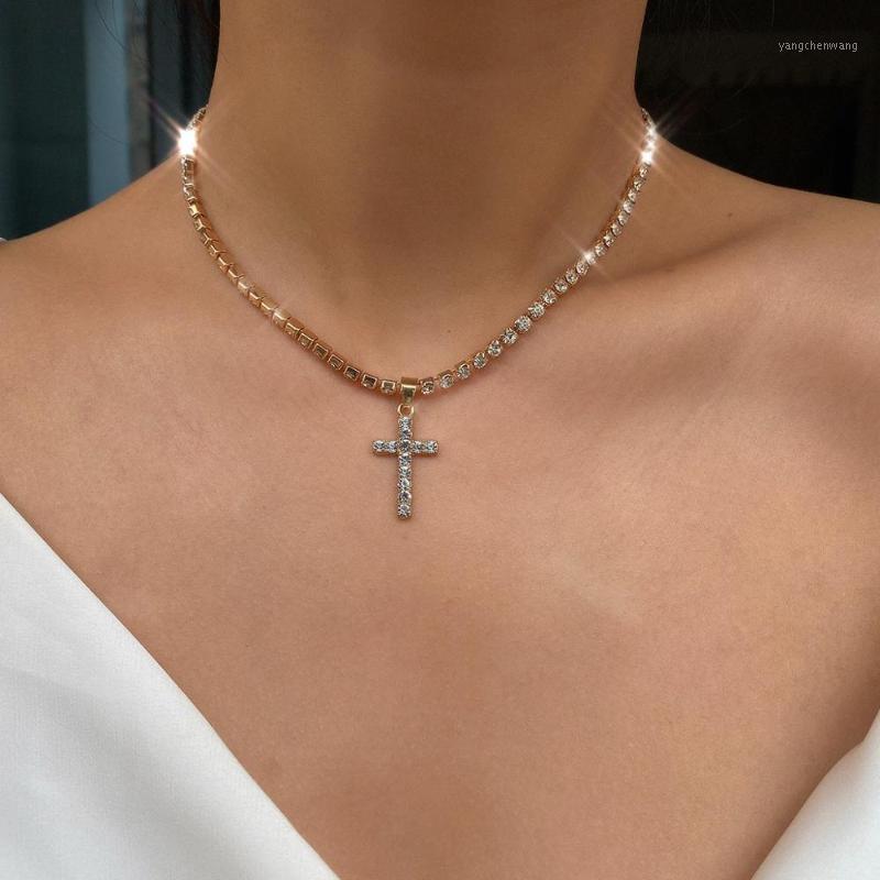 

Hip Hop Crystal Cross Pendant Choker Necklace Jesus Vintage Rhinestone Link Chain Necklaces Charm Christian Couple Jewelry Chains
