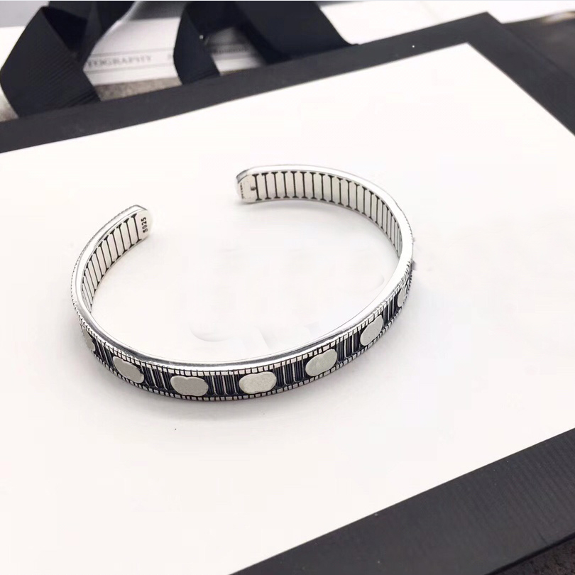 

Ins Bracelet Women Men Fashion Designers Bangle Letters Circle Jewelry Open Bracelets Top Quality 3 Styles with Box