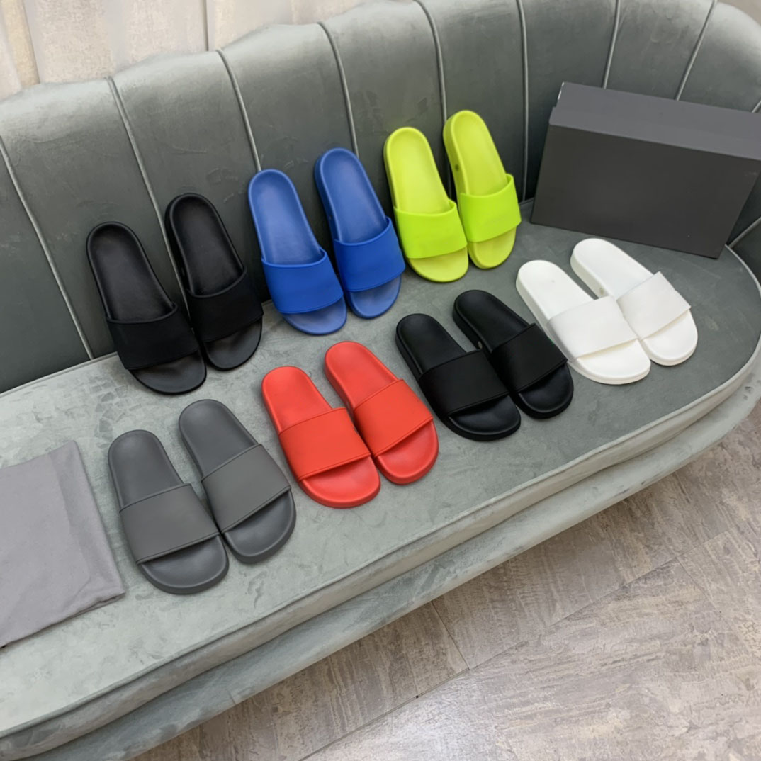 

High quality rubber shoes sandals in summer beach water skiing fashionable men and women wear slippers indoor shoes size EUR 35-45 with a bo, White;red