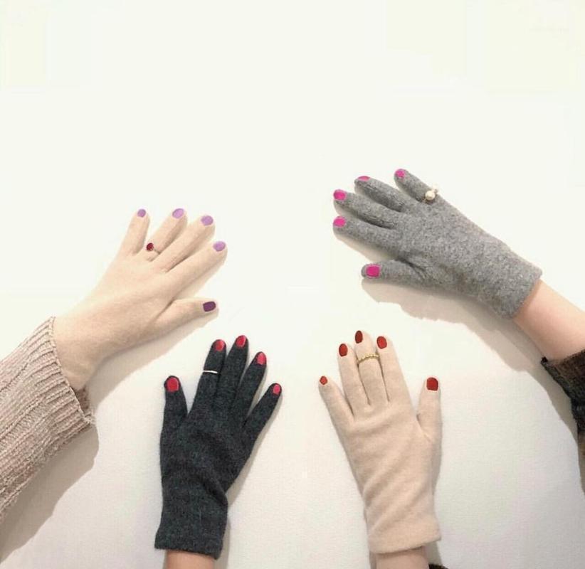 

Japan Winter Gloves Embroidered Nail Polish Unique Girls Plush Thick Wool Mittens Female Touch Screen1