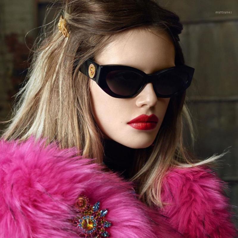 

Sunglasses Brand Design Square Women 2021 Modern Sun Glasses Men Oversized Shades Rivet Frame Big Black