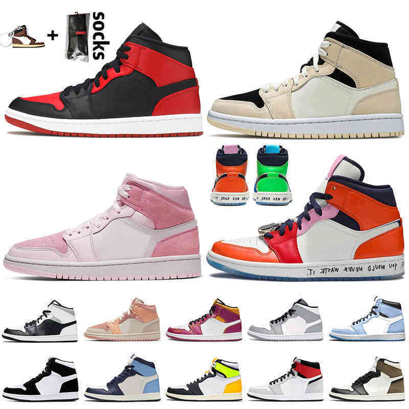 

Shoes Jumpman 1 1s Basketball Mid Banned Atomic Barely Orange Digital Pink FEARLESS Luxurys Designers, C28 satin snake 36-46