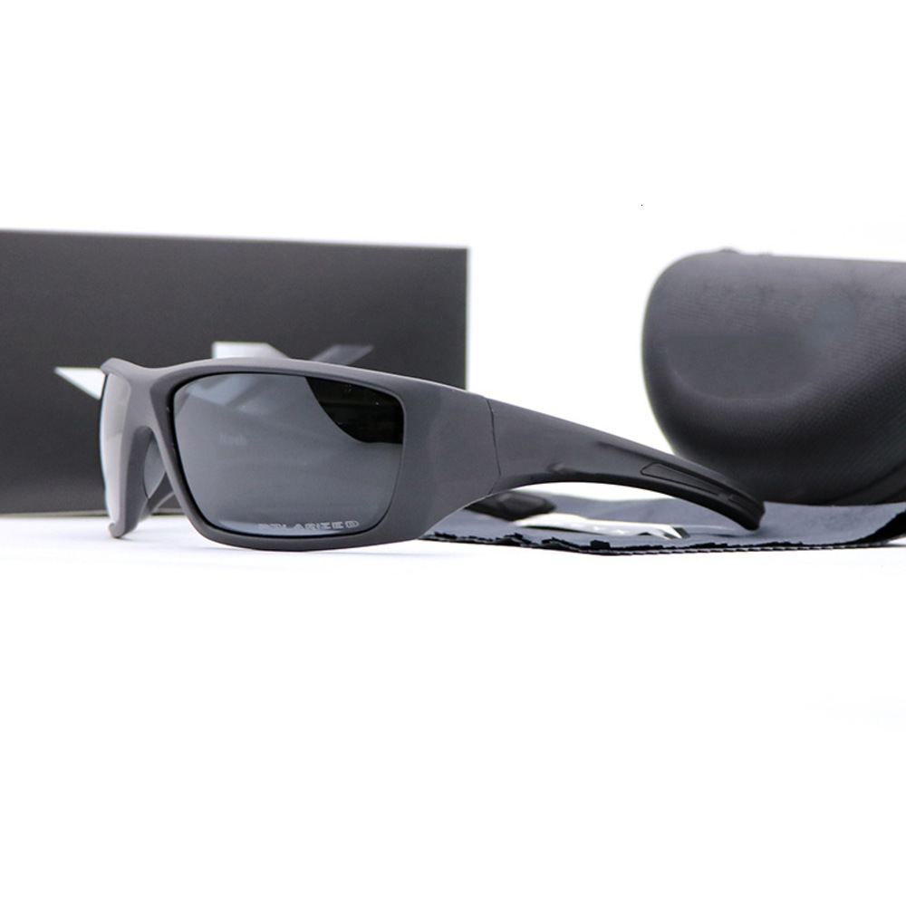 

New Polarized Sunglasses leisure sports tactics driver's fishing, White;black