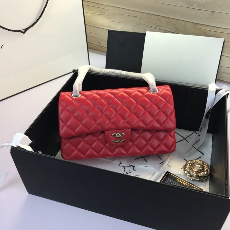 

Genuine channel supply counter version gold and silver buckle sheepskin CF one shoulder Crossbody versatile trend leather women's bag