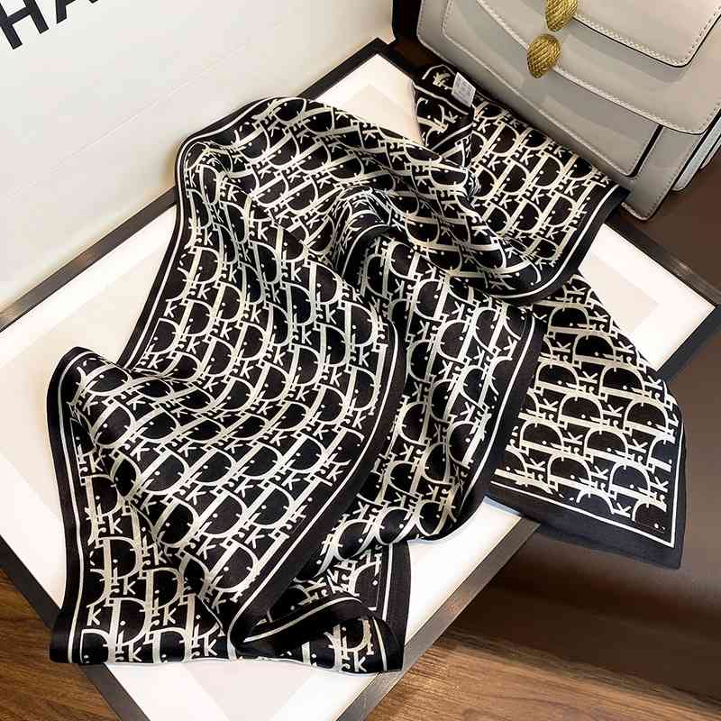 

2021 new d letter women's mulberry silk and Changchun summer thin printed small scarf decorative hair band