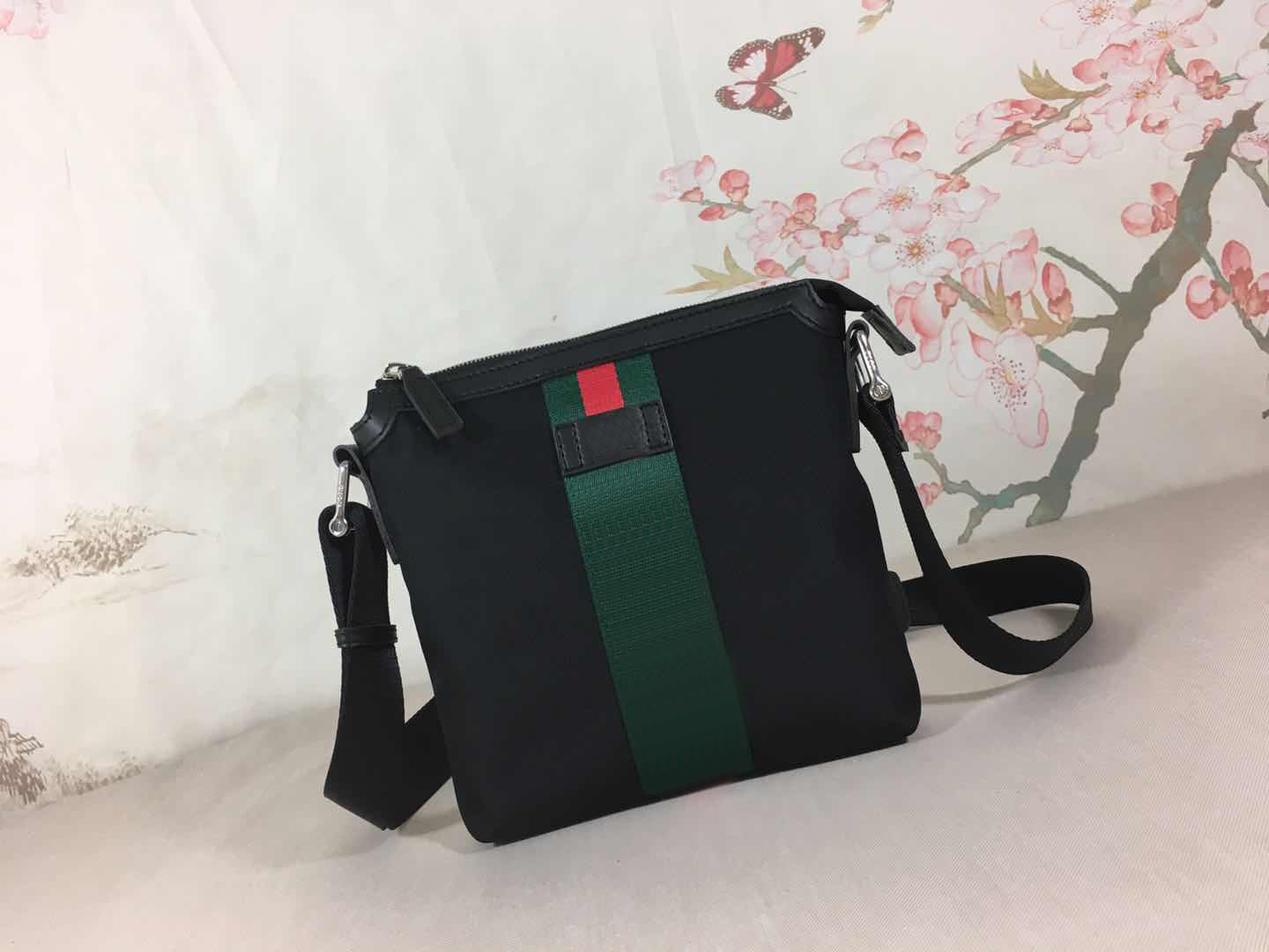 

Messenger Fashion Men Crossbody Bag gci 1454 Handbag Cross Body Bag Purses Leather Clutch Backpack Wallet Luxurys Designers Bags