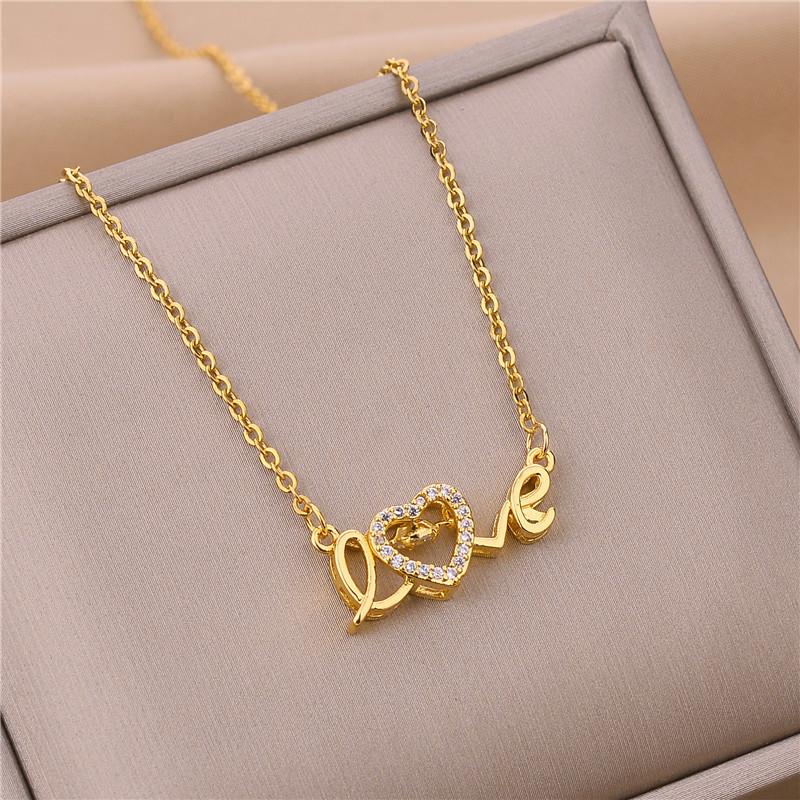 

Pendant Necklaces Cute Gold Color Love Letter Crystal Heart Women Necklace Ladies Romantic Wedding Party Jewelry Female Clavicle Chain