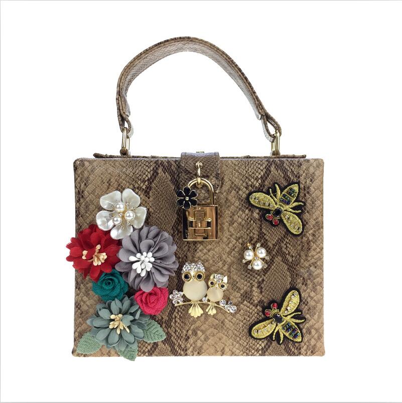 

Factory wholesale women leather shoulder bags exquisite flower Pearl handbag street trend Serpentine chain bag European fashion embroidered handbags, Grey(boutique box)
