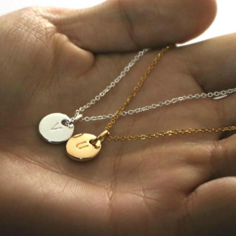 

Pendant Necklaces 26 Alphabet Disc Letter Couple Double Side A- Z Initial Stamped Name Chain Necklace Lover Gift