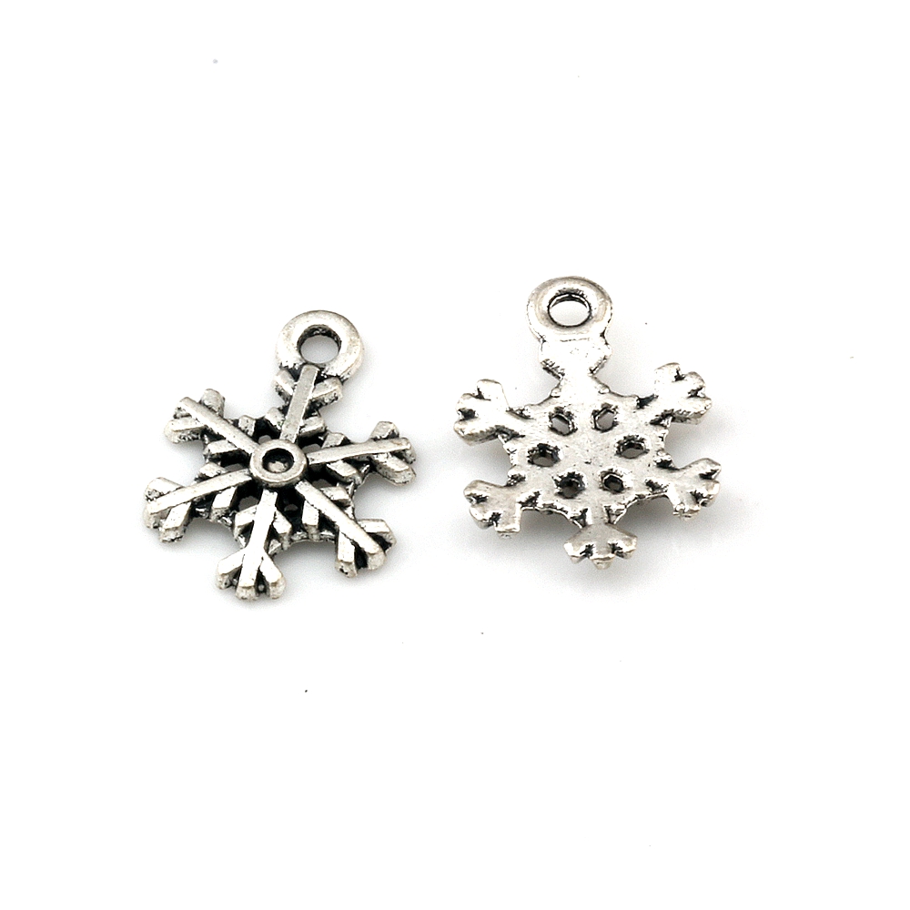 200 SZTUK Antique Silver Alloy Christmas Snowflakes Charms Wisiorki DIY Dokonywanie Handmade Znalezienie Biżuterii 13x18mm A-654