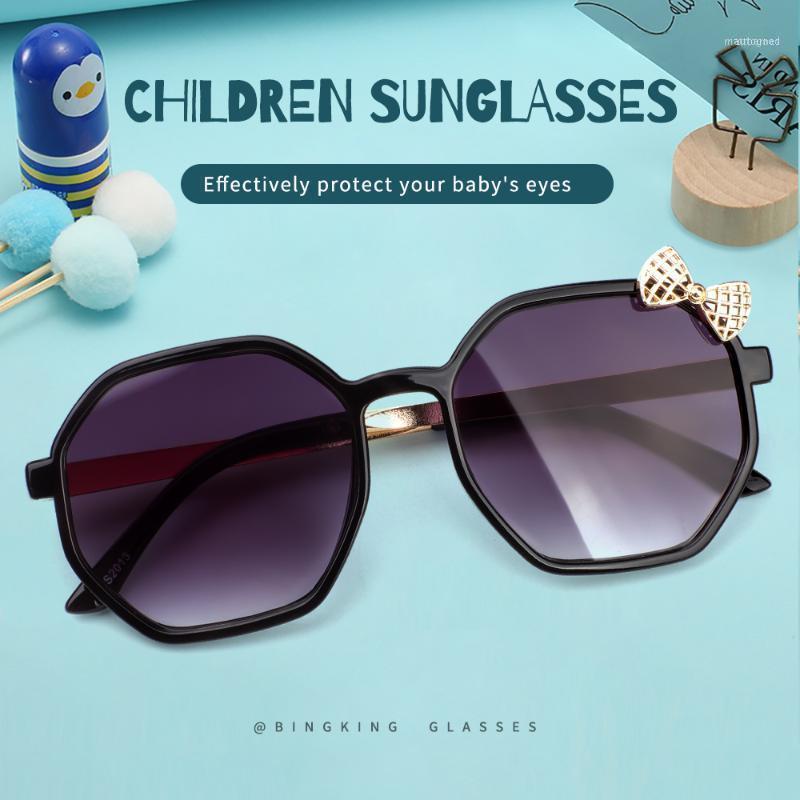 

Sunglasses Brand 2021 Girls Cute Glasses With Metal Bow Stage Party Sun Model Show Cool UV400 Eyewear E20131