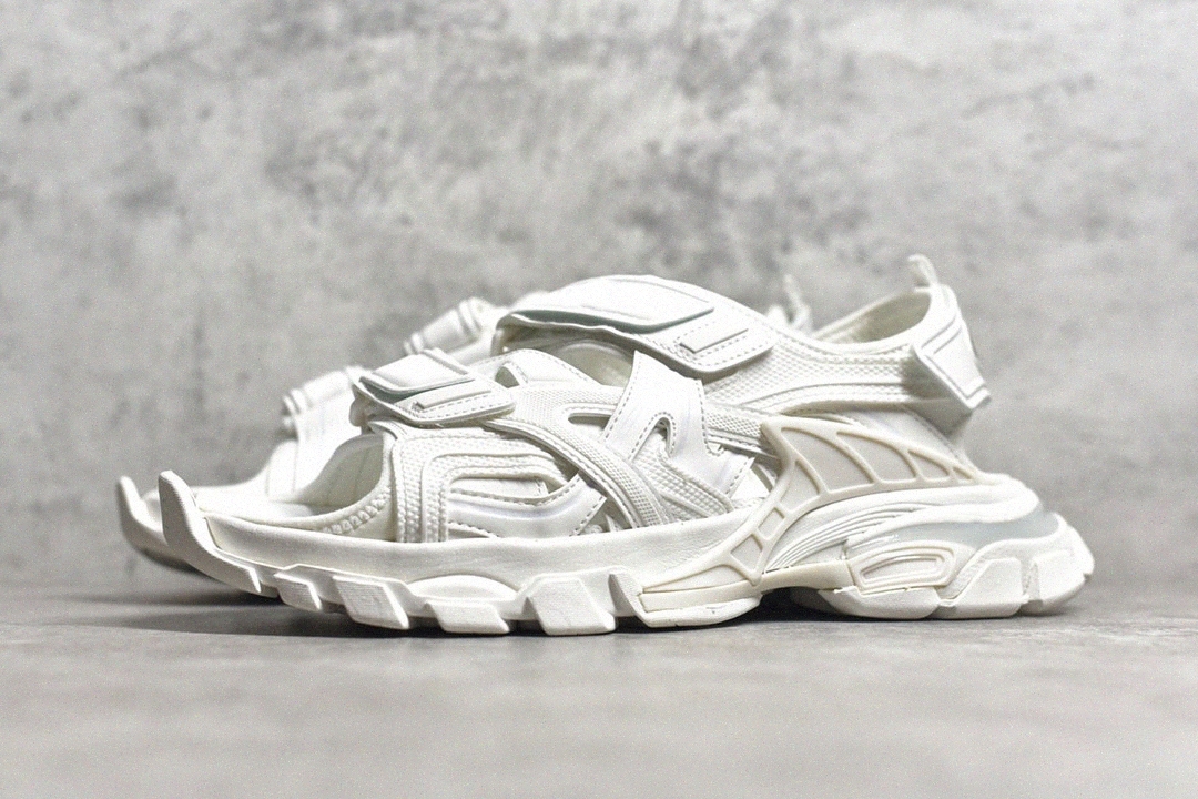 

2021 High end version track sandals Platform Fashion men Women mens Sneakers slippers Pink White Black Blue Slides Beach Casual Shoes Thick bottomed balencaig 08V7#