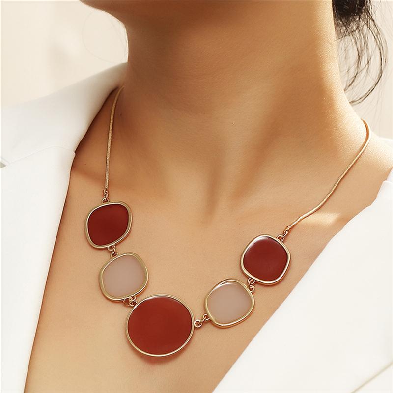 

Pendant Necklaces Big Statement Elegant Gold Metal Enamel Choker Necklace For Women Female Party Collar Clavicle Chain Wedding Jewelry