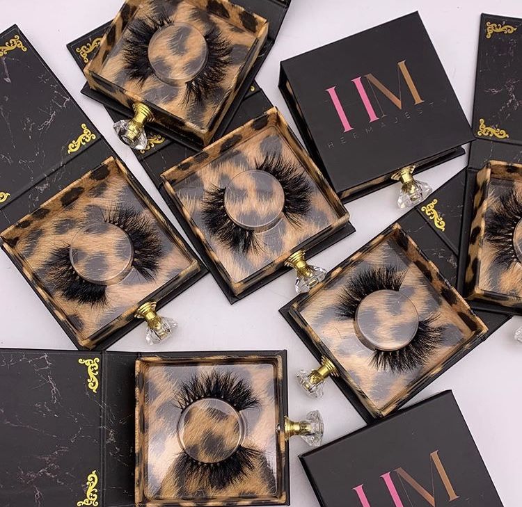 

Whole Sale Silk 5D 100% Siberian Mink Fur Eyelashes Packaging Box 3D Vegan Empty Eyelash Vendor with customer logo