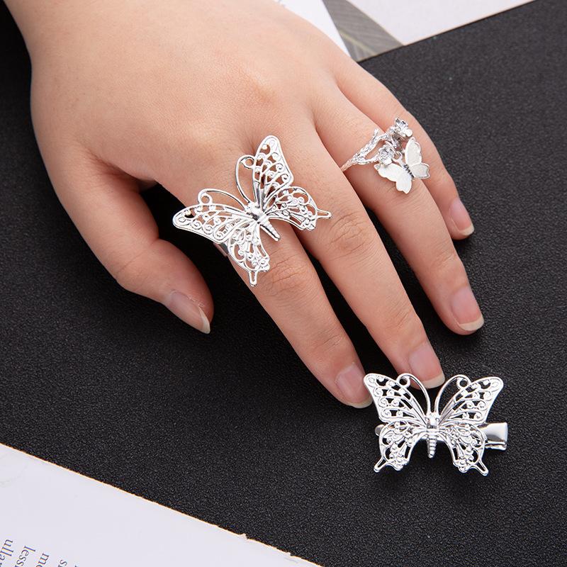 

Tian Guan Ci Fu Ring Women Heaven Officials Blessing Rings Man Butterfly Jewellery Wedding Fashion Cute Lovers Metal Bague Femme Cluster