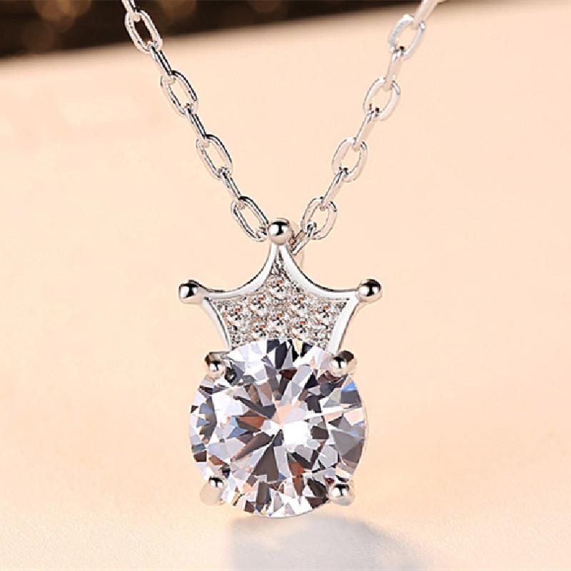 

Pendant Necklaces Wholesale 10 Classic White Round Zircon Crown Combination Necklace Crystal Fashion Simple Ladies Jewelry, Silver