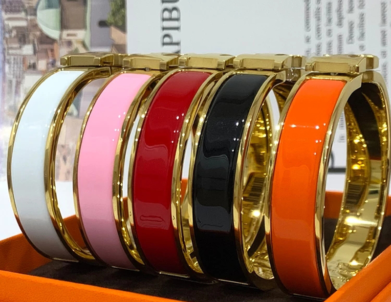 

316L Titanium Steel Gold Bangle Cuff Enamel Rainbow Fashion 12mm Letter bracelet Bangles for Women Girls Designers Jewelry With Box, Black