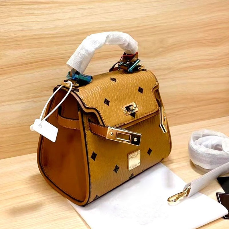 

2021 Women Luxurys Designers Cosmetic Bags High Quality Purse Fashion Brand Makeup Handbag BAGS1882