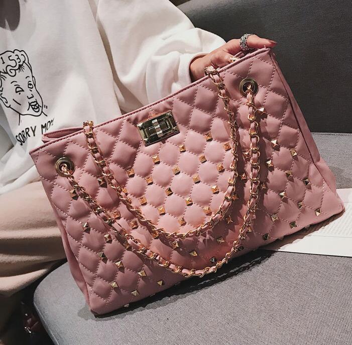 

Factory wholesale womens handbag rivet women shoulder bag large embroidered leather fashion handbags personalized rivets leathers chain bags