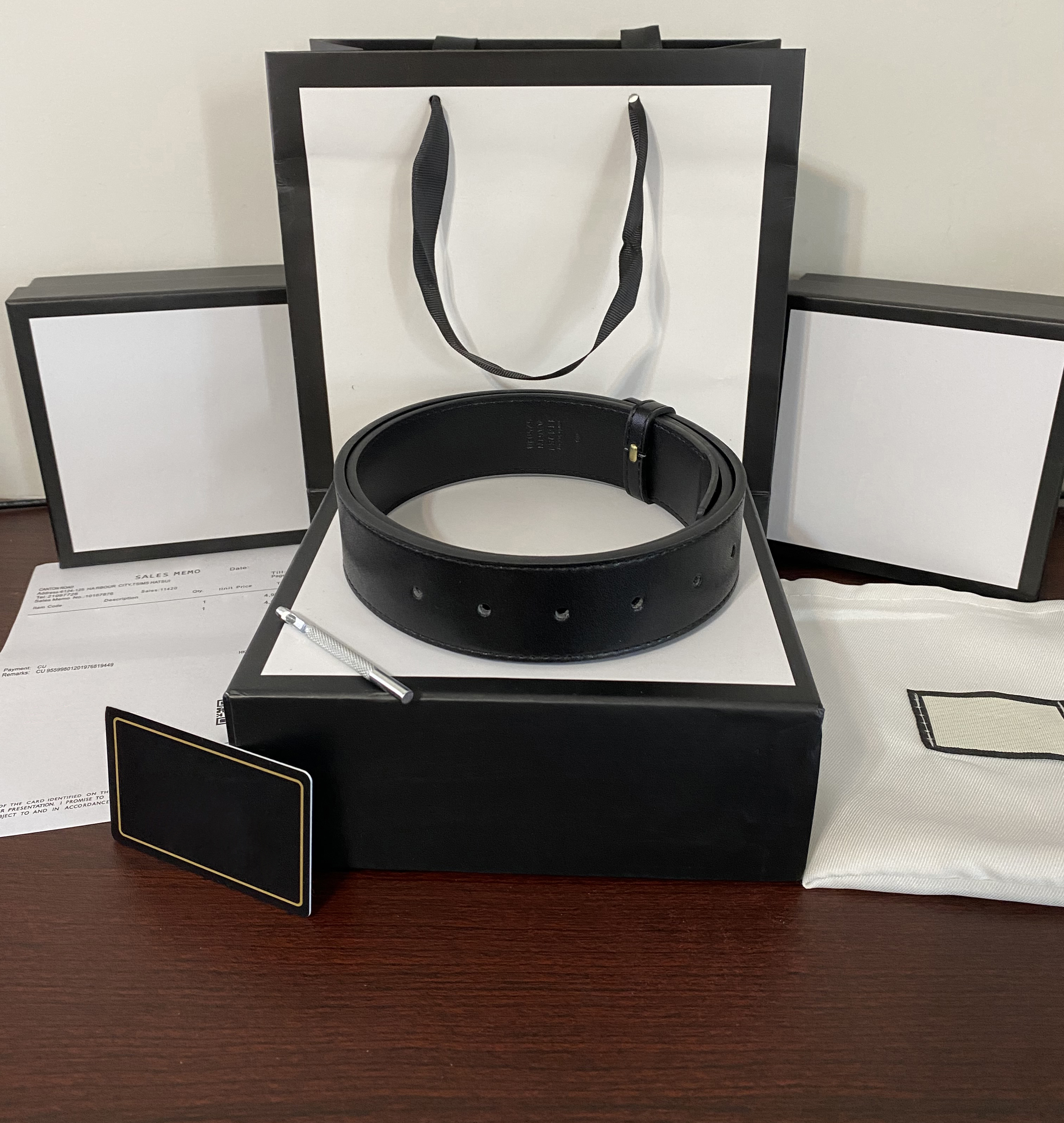 

Fashion Designer belts For Mens Women Men Womens Big Gold Sliver Buckle Genuine Leather Belt Classical Ceinture 2.0cm,2.8cm,3.4cm,3.8cm width with box, With logo and box