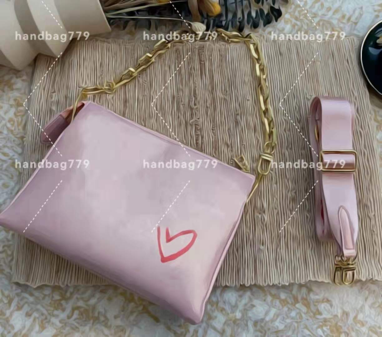 

Latest style Luxury Designer Bags pochette coussin Chain Crossbody Bag Embossed pearl powder Sheep skin Ladies Women fashion folding Love design Handbag Handbags, 111111111