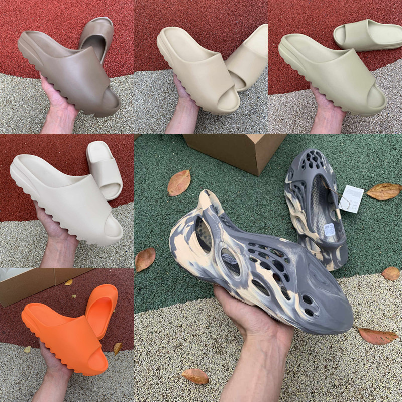 

Top Quality 2021 Slides Slippers Sandals men women Desert Sand Earth Brown Bone White black Resin Foam Runner Slide outdoor Slipper size 35-45, Please contact us