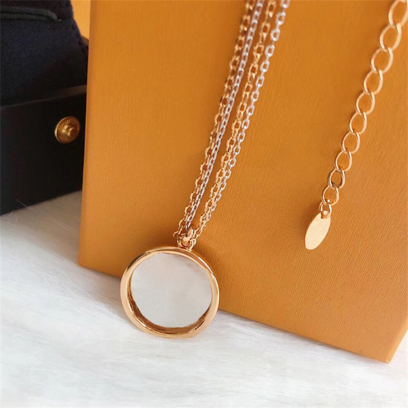 

Stylish Round Letter Pendant Necklaces With Box Two Layer Personality Chains Hip Hop Cool Jewelry Outdoor Trendy Elegant Necklace