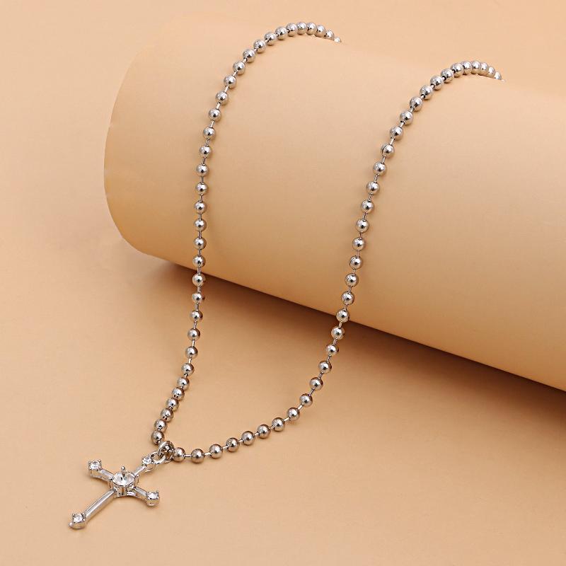 

Pendant Necklaces Vintage Metal Cross Crystal Beads Necklace 2021 Silver Color Long Girl For Women Simple Punk Jewelry Gift