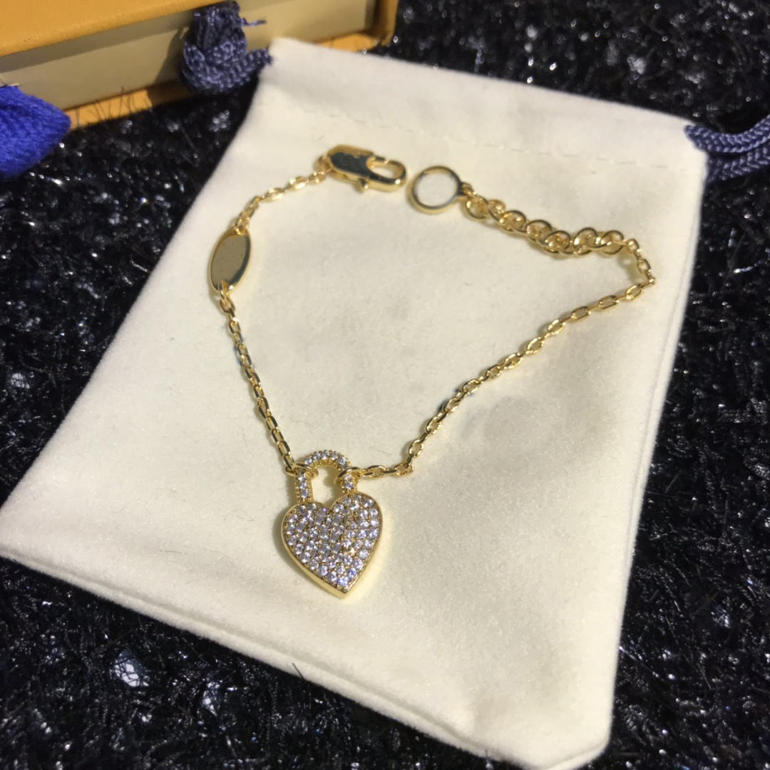

High Quality Heart Charm Bracelets Fashion Women Brace Lace Necklace Pendant Lock Womens Chain Bracelet Jewelry with Box