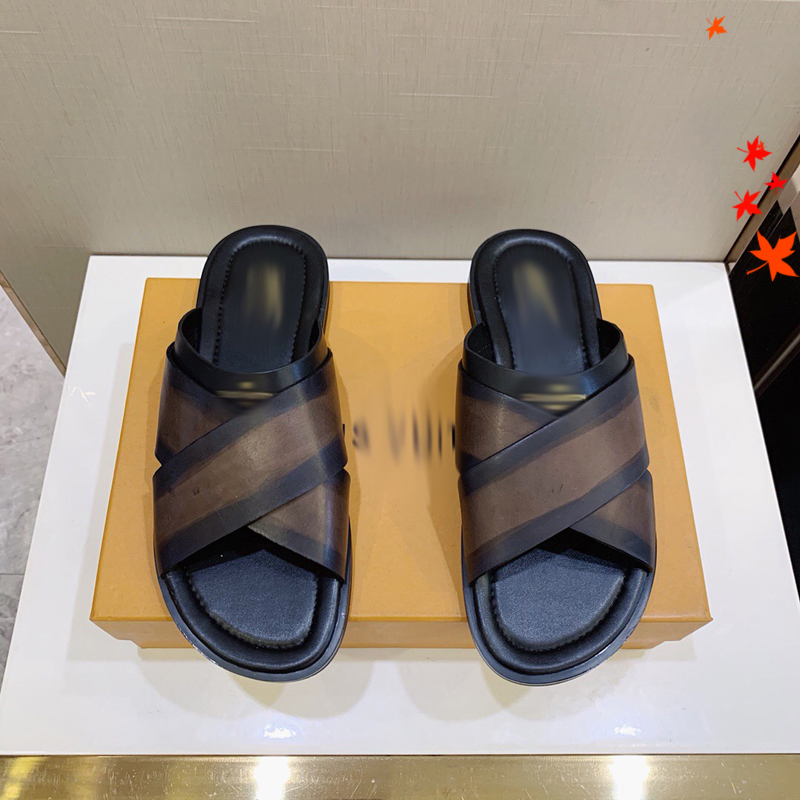 

2021 Designer luxurys slippers men sandals fashion beach shoes flip flops flat non-slip classical hole slipper with box size 39-45 -G29, Black