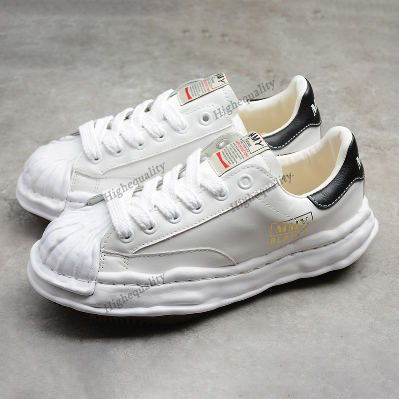 

Maison Mihara Yasuhiro MMY Shoes OG Sole Toe Cap Designer Canvas Lowcut Sneaker Mens Platform Womens Leather Suede White Black Red Grey, Shown