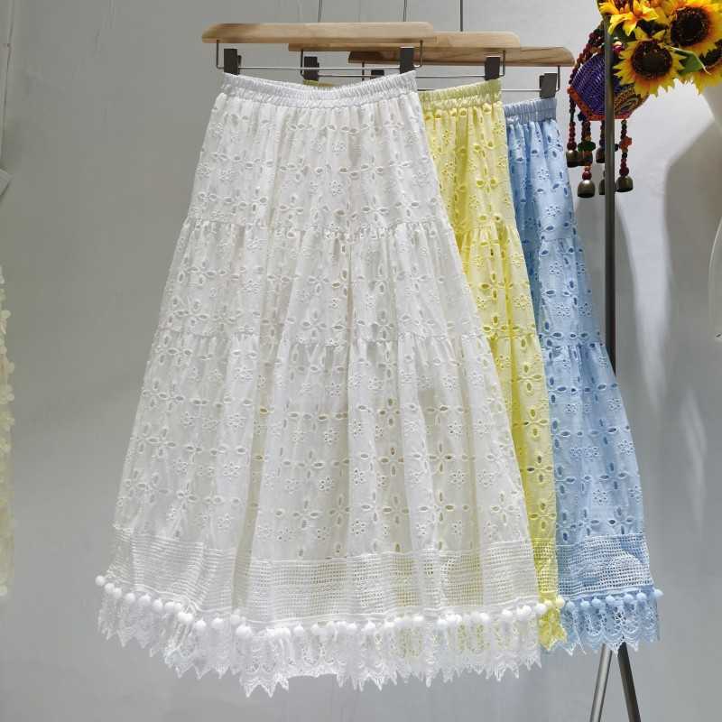 

VANOVICH Embroidered Hollow Women Skirt Summer Korean Style Skirts Female Elastic Waist High 210615, White