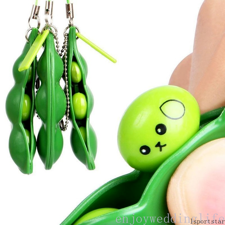 

1pc Decompression Edamame Toys Squishy Squeeze Peas Beans Keychain Anti Stress Adult Toy Rubber Boys Party Gift Fidget Toys FY4458