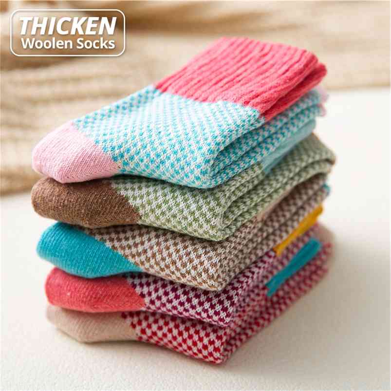

HSS Brand Thicken Women Winter Socks Warm Rabbit Wool Girl's Sox High Quality Cotton Casual Harajuku Stars Pattern socks 5Pairs 210720, Multicolor