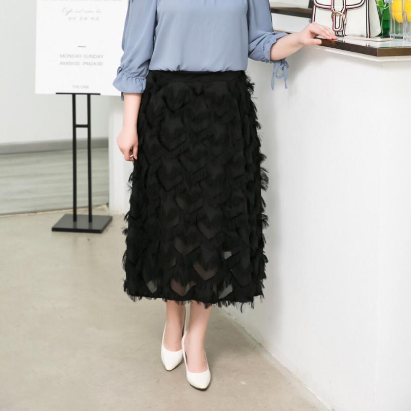 

Skirts Ubetoku 2021Autumn Women Long Skirt Elastic Waist Sweet Feathers Tassels Plus Size White Black Clothing(bq13)