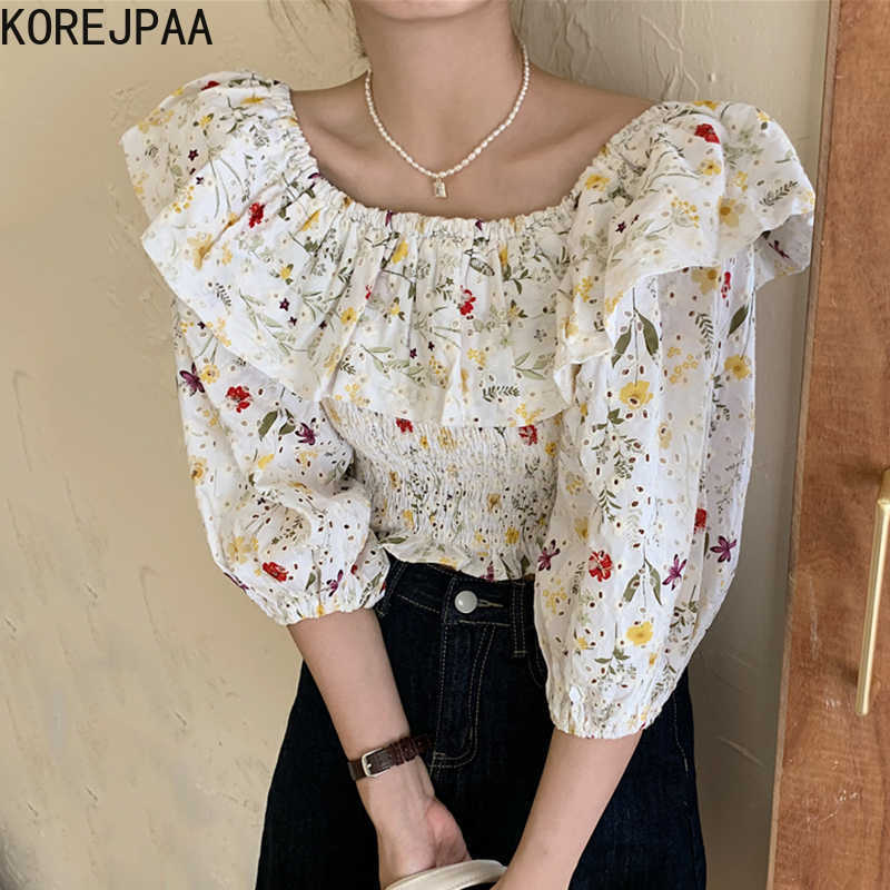 

Korejpaa Women Shirt Summer Korea Chic Retro Square Collar Leaky Collarbone Slim-Fit Embroidered Ruffled Puff Sleeve Blouse 210526, White