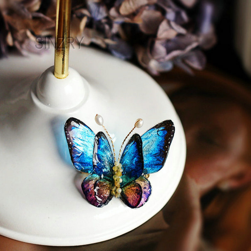 

SINZRY unique design natural pearl epoxy craftsmanship lifelike butterfly brooches pin elegant summer jewelry