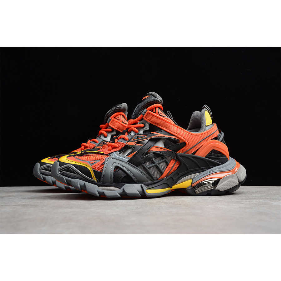 

2021Mens Track 3.0 Tess S Gomma Clunky Sneaker Grey Maille Women Tess S.Gomma 2.0 Paris Triple S Casual Trainer Retro Outdoor Designer Shoes, Shown