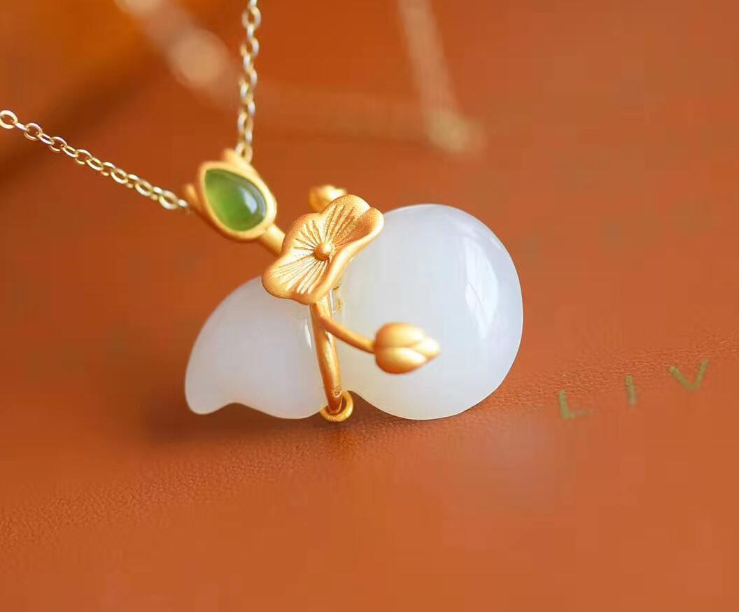 

Natural jade gourd good luck pendant free de livery X1, Silver