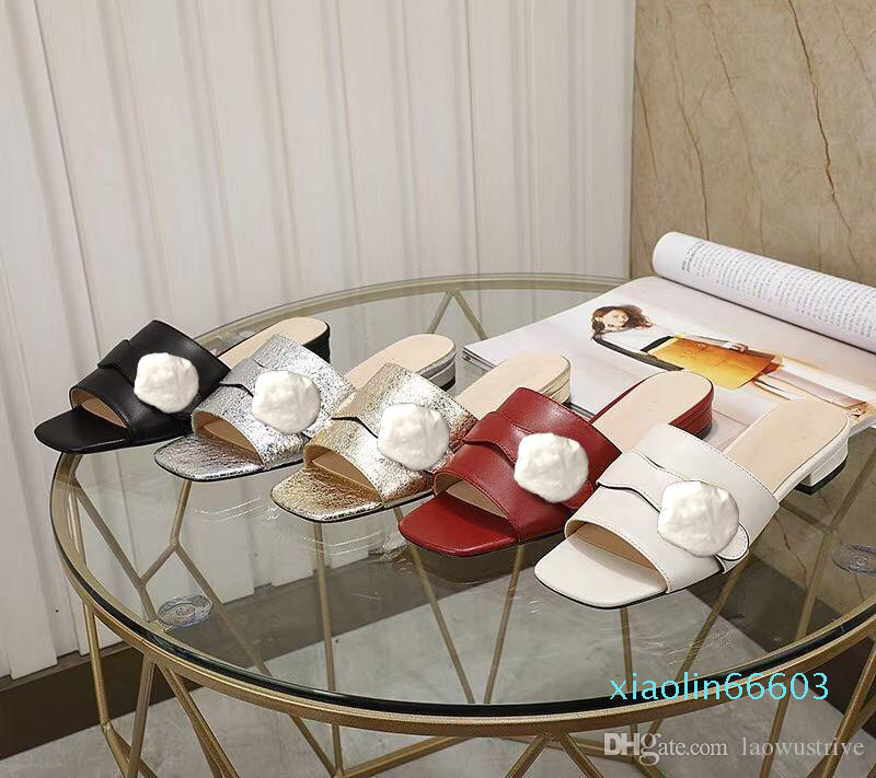 

Summer beach fashion womens lazy low heeled slippers leather letter cartoon metal canvas large 35-42, Red