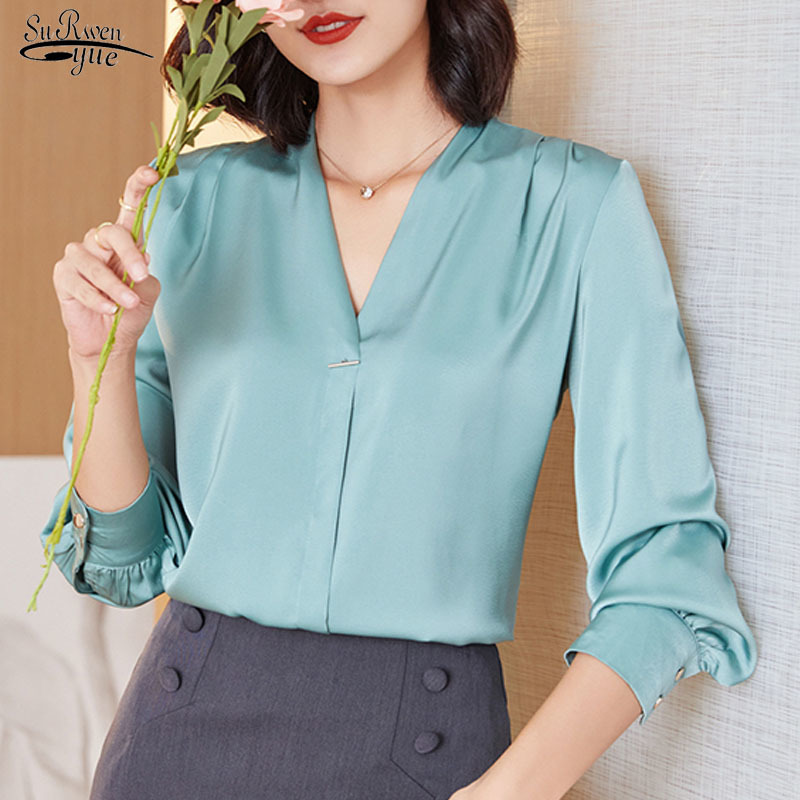 

Autumn Fashion Long Sleeve V-neck Korean Satin Blouse Women Plus Size Tops Shirt Loose Blusas Mujer 10853 210521, White