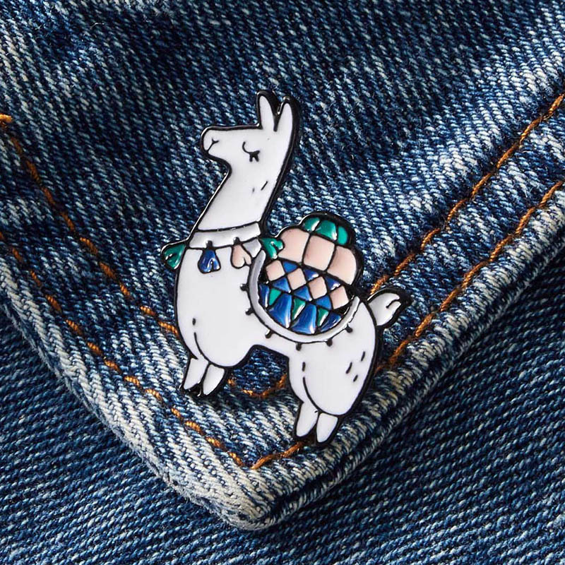 

Alpaca Brooch Animal Pin Lover Gift Clothes Badges, Gray