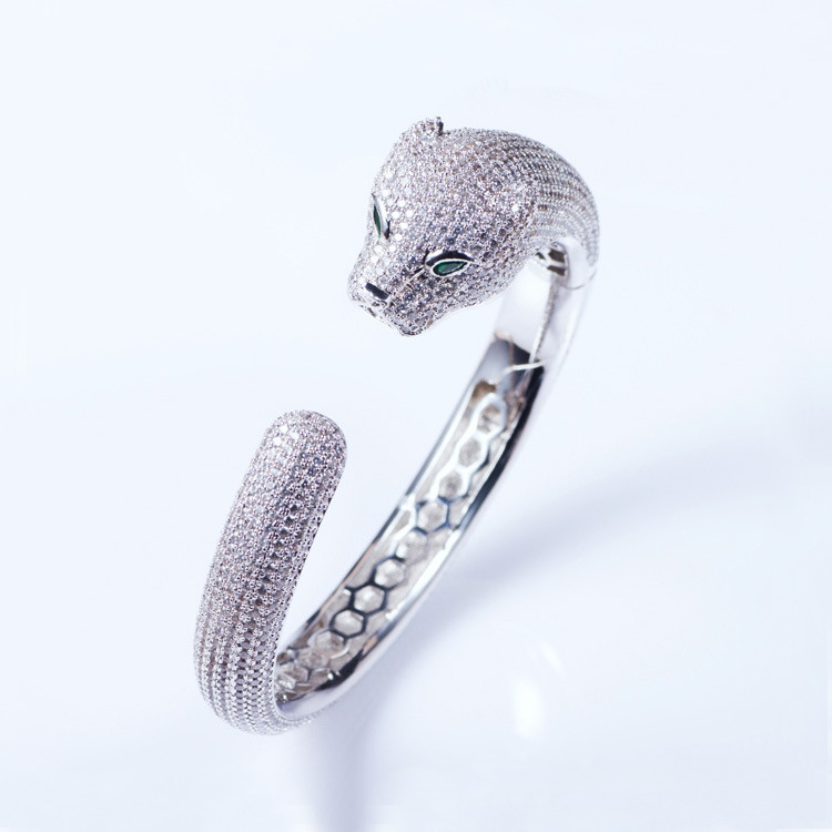 

Luxury Brand Leopard Bangle Panther Head Cuff Bracelet Zircon Hand Fashion Jewelry Female Wrist Accessories Ornament Lady 3 Color